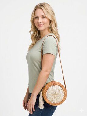 Rattan Handcrafted Mother Of Pearl Shell Round Bucket bag Crossbody Leather NWOT